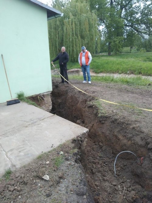 Opravy na rybochovném zařízení ve Staroměstských loukách jsou v plném proudu 8  