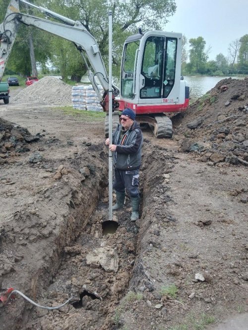 Opravy na rybochovném zařízení ve Staroměstských loukách jsou v plném proudu 14  