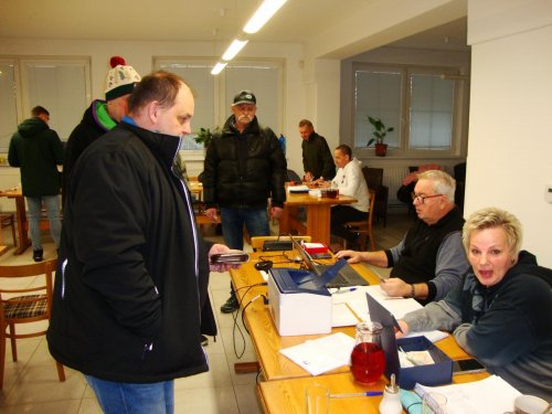 Výdeje rybářských dokladů 2025 slovem i obrazem 9  