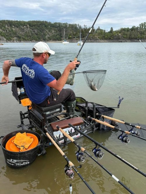 Třetí kolo 1. ligy LRU plavaná na přehradě Hracholusky 3  